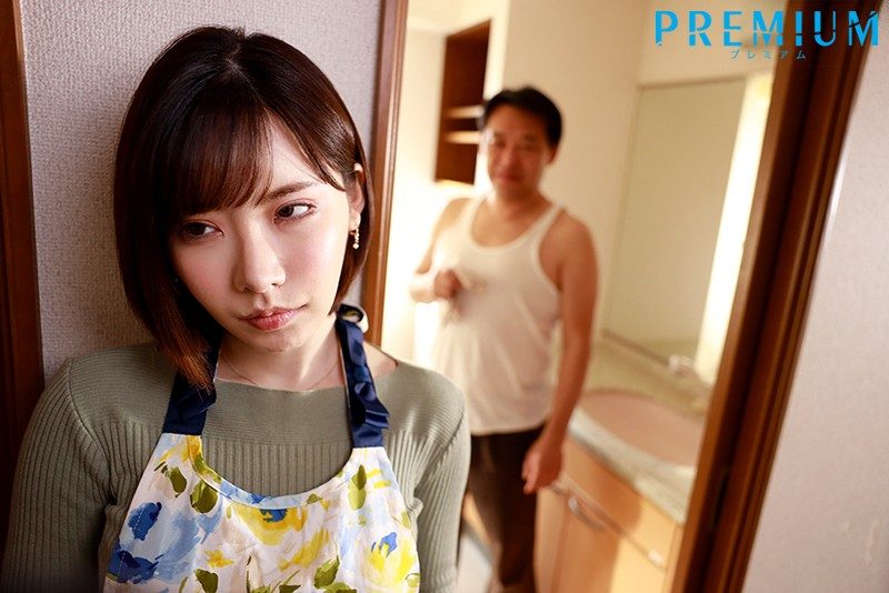 PRED-243 Chồng đi công tác, bố chồng giúp con dâu thoải mãn cơn dâm
